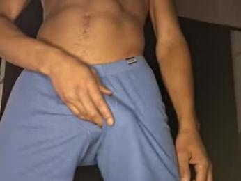 trillahung — chaturbate