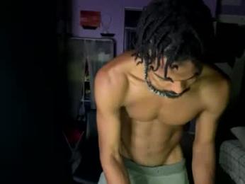 trillahung — Chaturbate stream photo (Jun 2026)