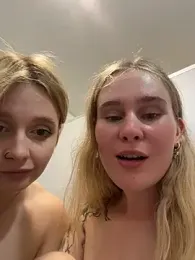 SiaLater — webcam model online on stripchat