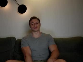 o_r_b_i_t — webcam model online on chaturbate