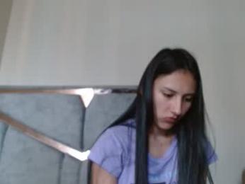 alexvsluisa — webcam model online on chaturbate