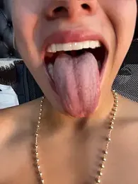 Lander_Cruz — webcam model online on stripchat