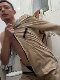 santiObrero — Stripchat stream photo (Apr 2026)