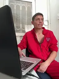 santiObrero — Stripchat stream photo (Apr 2026)