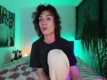 wow_lover — Chaturbate stream photo (Jun 2026)