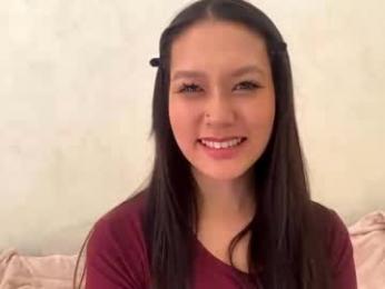 biancahuret — webcam model online on chaturbate