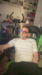 lunghibiondi — webcam model online on cam4