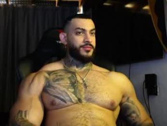 jackson__cottonwood — webcam model online on chaturbate