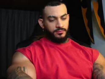 jackson__cottonwood — webcam model online on chaturbate