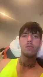 Wiidoboy22cm — webcam model online on cam4