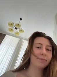 curvyflawless — webcam model online on stripchat