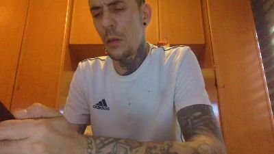 gorka19hot — webcam model online on cam4