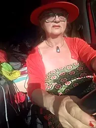 Hot-Muci — webcam model online on stripchat