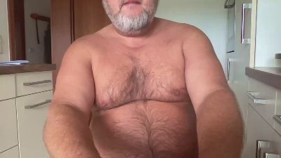 bearlover38 — Cam4 stream photo (Sep 2026)