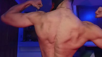 Frabroker — webcam model online on cam4