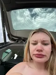 justmilaa — webcam model online on stripchat