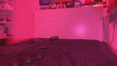 konlx — Cam4 stream photo (Apr 2026)