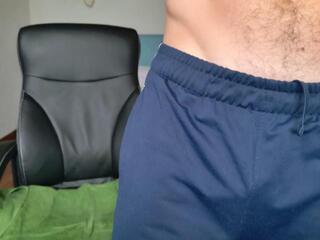 Robert Smiley — webcam model online on flirt4free