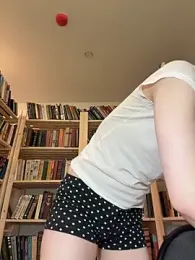 Mia_Mia_M — webcam model online on stripchat