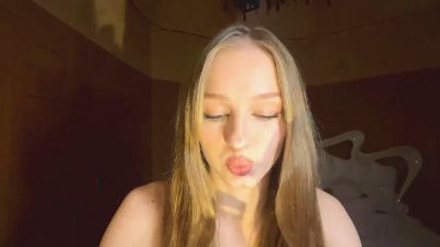 AshleaGiardini — Cam4 stream photo (Apr 2026)