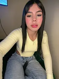 Laura-Khalifa — Stripchat stream photo (Jul 2026)
