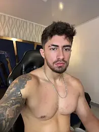 Brad_Summer — webcam model online on stripchat