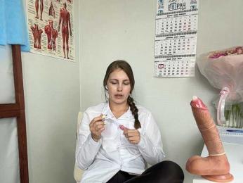 DokTor_Ada — webcam model online on bongacams