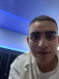 willclayy — webcam model online on stripchat