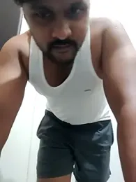 Yoursunnysuraj — webcam model online on stripchat
