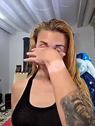 kylie_blck — Stripchat stream photo (Apr 2026)