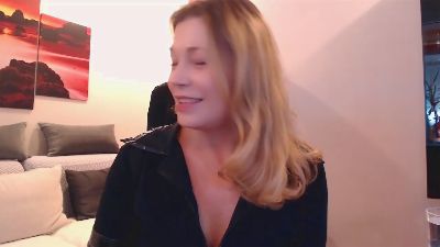Giulia_sweet — Cam4 stream photo (May 2026)