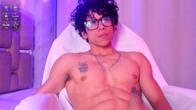 Akaza_ — webcam model online on cam4