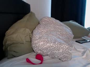 annabisoux — webcam model online on chaturbate