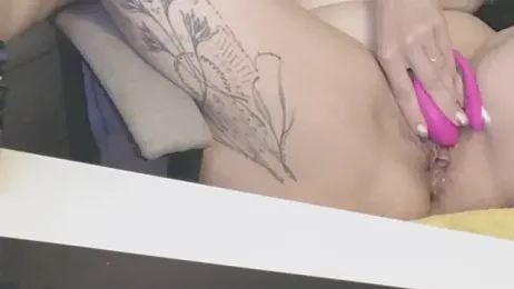 karmija — Stripchat stream photo (May 2026)