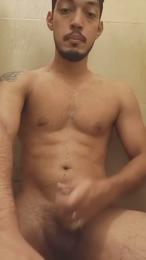 MaxOFiMoon — Cam4 stream photo (Sep 2026)