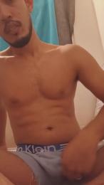 MaxOFiMoon — Cam4 stream photo (Sep 2026)