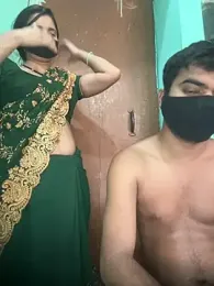 Suhani512 — webcam model online on stripchat