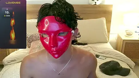 olly_jerez — webcam model online on stripchat