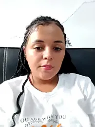 DirtyGirlWithBigTits- — Stripchat stream photo (Jul 2025)