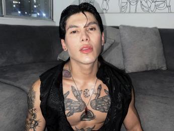 NickThunder — webcam model online on livejasmin