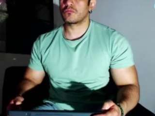 willianm777 — Camsoda stream photo (Apr 2026)