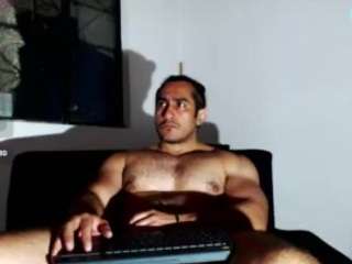 willianm777 — Camsoda stream photo (Apr 2026)