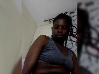 Queenbeea — Bongacams stream photo (Apr 2026)