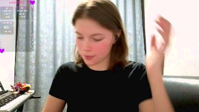 TonyaNatiello — webcam model online on cam4
