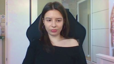 LariceSweetgirl — Cam4 stream photo (Dec 2025)
