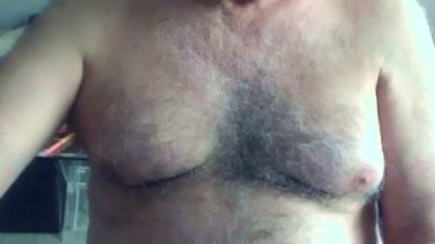 horny60bear — webcam model online on cam4