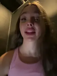 barbiehumpxxx — webcam model online on stripchat