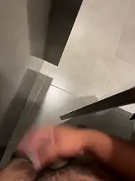 thiagowes — Stripchat stream photo (Apr 2026)