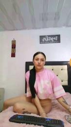 emily_Bl — Cam4 stream photo (Apr 2026)