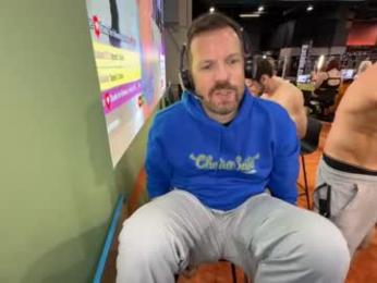 ryanlanders — Chaturbate stream photo (Apr 2026)